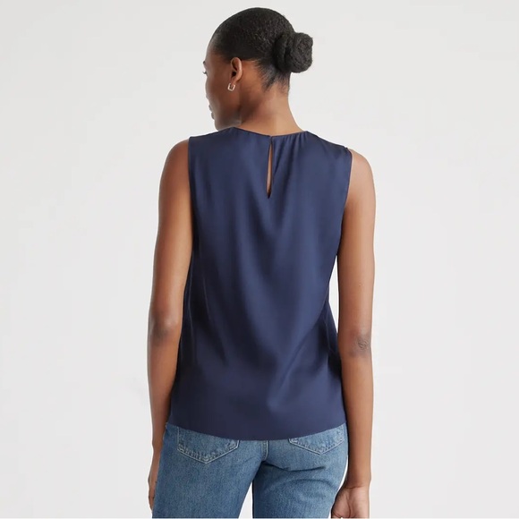 Quince Washable Stretch Silk Shell Tank in Navy M - Picture 4 of 13